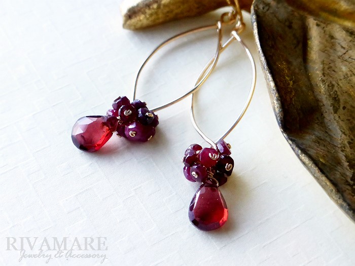 「赤い薔薇のポイズン」モザンビークガーネットピアス ルビー ペアシェイプ マーキスフープ ピアス