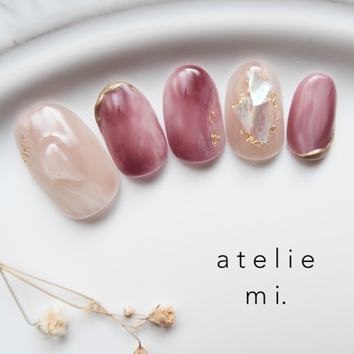 バーガンディのニュアンスネイルチップ*成人式 ブライダルネイル 前