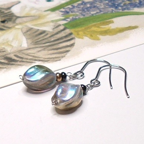 ロイヤルブルームーンストーンピアス 14kgf RoyalBlueMoonstone