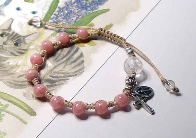 コード編みロザリオブレス　インカローズ(アルゼンチン産)