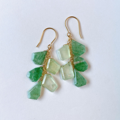 グリーンストロベリークォーツとプレナイトのしゃらしゃらスライス  