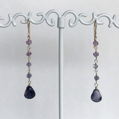 ティファニーストーンとアイオライト、ピンクアメジストのステーション  