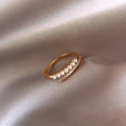 【MR16】★大人可愛いダイヤ＆パールフォークリング★／ゴールド／サイズ調整可能・フリーサイズの指輪 2枚目の画像