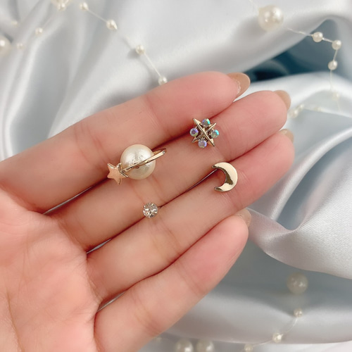 販売終了【MSP149】月と星と惑星のピアス 4点セット／K18