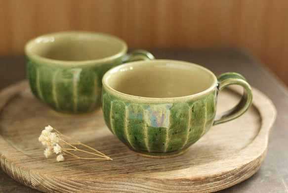 緑釉コーヒーカップ（面取り/粉引き） 1枚目の画像