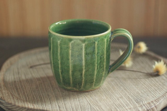 綠釉馬克杯(表面磨平處理) 第1張的照片