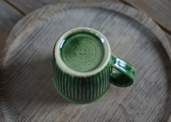 マグカップ（緑/鎬） 2枚目の画像