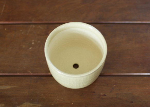 白橡釉　植木鉢(鎬) 2枚目の画像