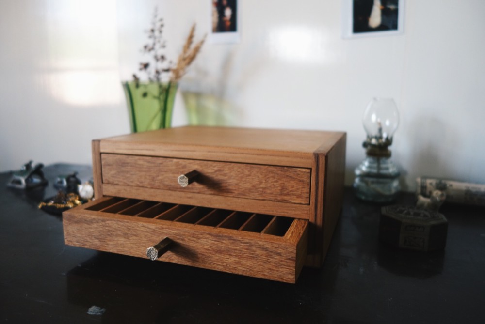 二層ペンホルダー