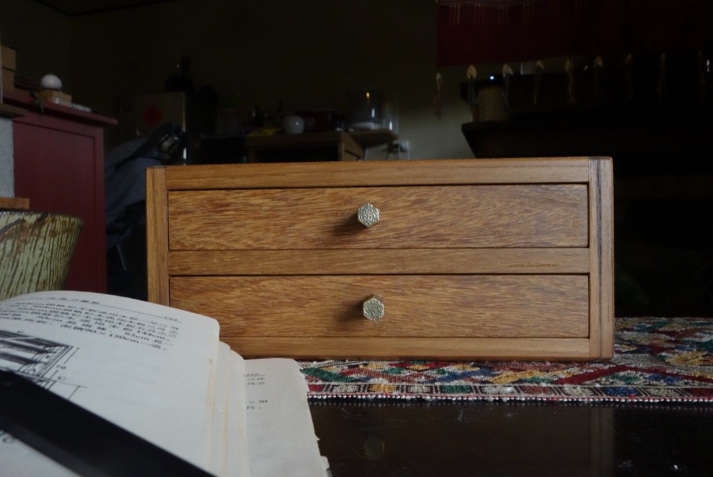 二層ペンホルダー