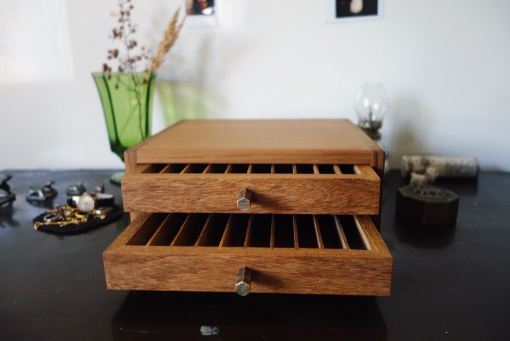 二層ペンホルダー