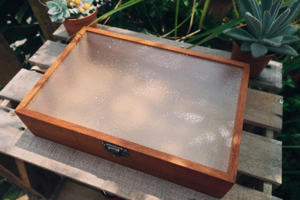 緬甸花蓮玻璃木盒 第2張的照片