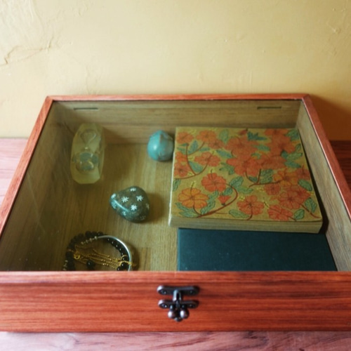 アウトオブプリントグリーンガラスローズウッドガラススタイルは