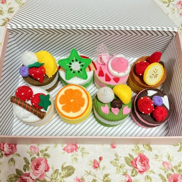 フェルト フルーツショートケーキ 　８種  箱付き　ままごと 2枚目の画像