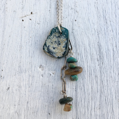 玉虫色のローマングラス”一点物ペンダントNo.00194932 ネックレス