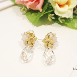 再♥LiLia♥ﾌﾜﾗｰブーケピアス 1枚目の画像