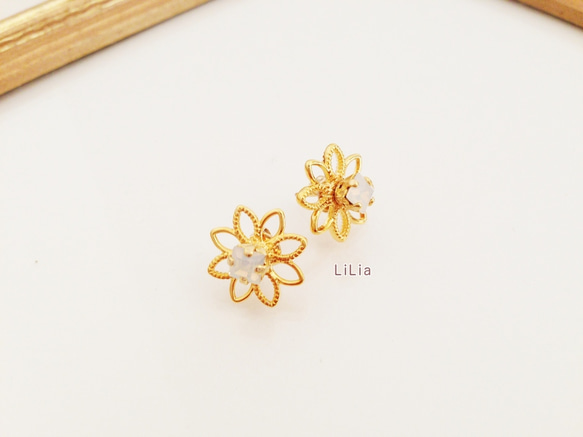 LiLia♡ S/S colection♪♪ 　antique gold flower ver.white 1枚目の画像