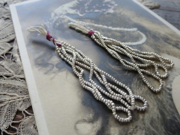 *♥*French Antique Metal Seed Beads Twisted Silver*♥* 6枚目の画像