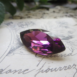 *♥Vintage Swarovski Crystal Stone 4227 Navette Amethyst♥* 2枚目の画像