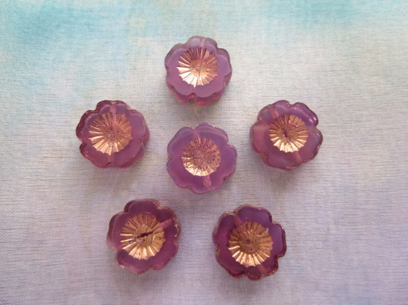 *♥Czech Table cut Flower Glass Beads Orchid Opal Bronze♥* 1枚目の画像