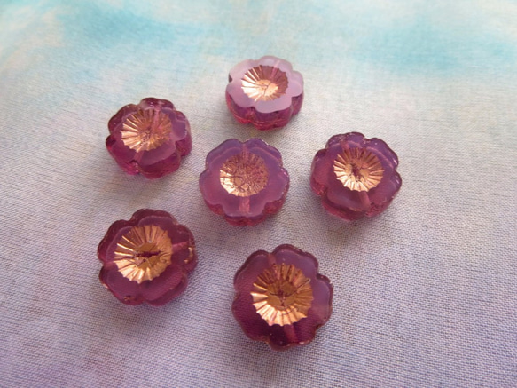 *♥Czech Table cut Flower Glass Beads Orchid Opal Bronze♥* 2枚目の画像