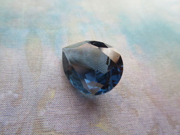 *♥*Vintage Crystal Stone Pear Shape Montana*♥* 2枚目の画像