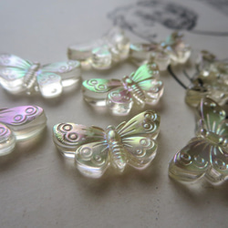 *♥Vintage German Lucite Beads Butterfly Crystal AB 8pcs*♥* 2枚目の画像