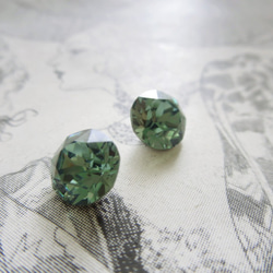 *♥Swarovski Crystal Chaton Stone #1088 39ss Erinite 2pcs*♥* 2枚目の画像