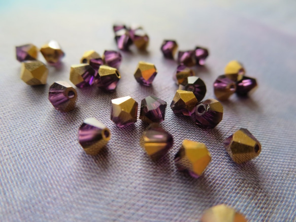 *♥Swarovski Crystal Beads 24KGP Amethyst Aurum 4mm 23個♥* 1枚目の画像