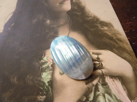 *♥Beautifuly Osmena pearl Cabochon Pale Blue Rainbow♥* 2枚目の画像