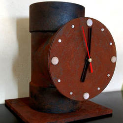 置き時計＆花器　ビンテージ風　赤錆塗装 2枚目の画像