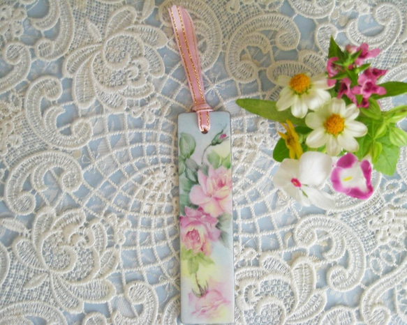 希少　美品　花柄　飾り棚　黄色 HARIO 耐熱ガラス鍋 蓋に黄色いサイケ柄 籠付き