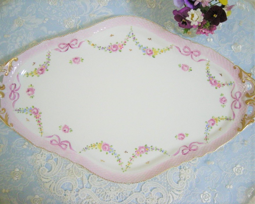 手描♡Services & Sets(小花スカラップ＋リボン）デミタス5客/クリーマー・シュガー/ポット/アンダートレイ