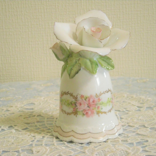 手描き上絵付♡ハンドベル/置物(薔薇の花)径7㎝x高さ13㎝ その他 