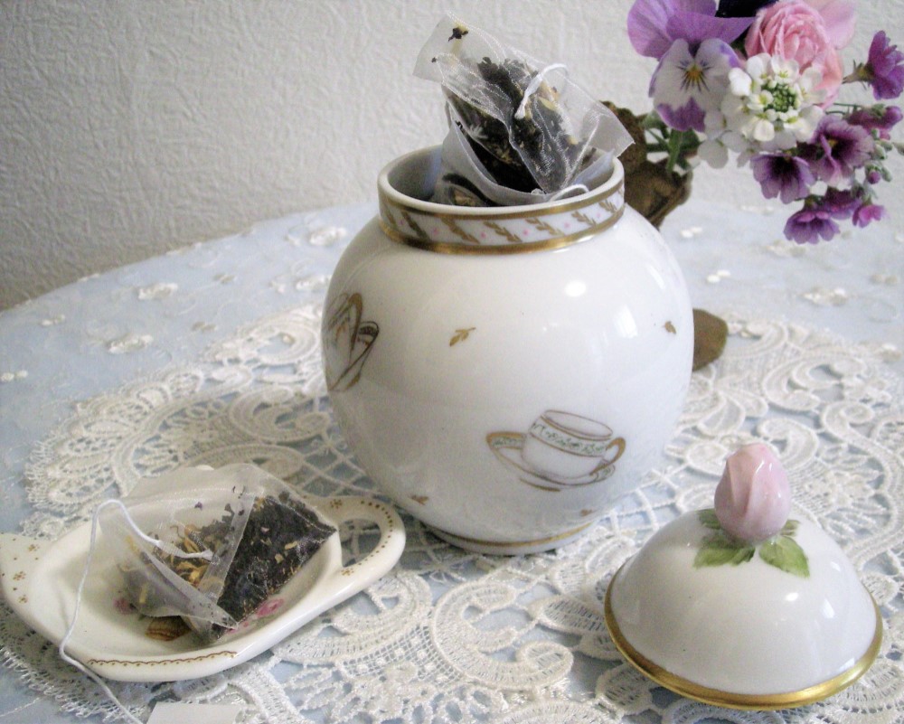 ♡ティ―リーフストッカー＜カップ柄＞＊高さ15㎝ｘ10㎝