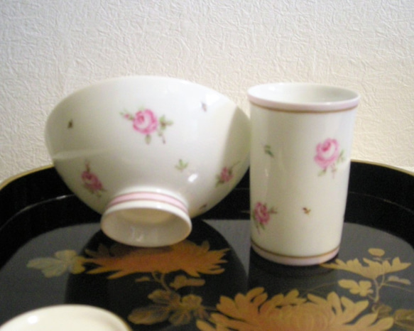 薔薇♡茶碗＋湯呑セット【A】＊他にデザイン違い3種あり 4枚目の画像