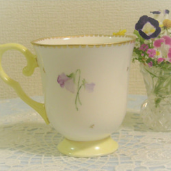 ♡マグカップ（パンジーと少女）高さ10㎝/径9㎝/250㏄ 4枚目の画像