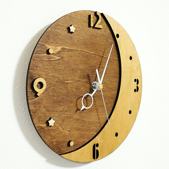 【受注製作】木製掛け時計　三日月と星 2枚目の画像