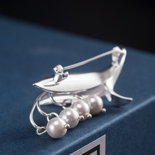 きたのまりこ　「スズナズナ」シルバーブローチ きたのまりこ 「スズナズナ」シルバーブローチ