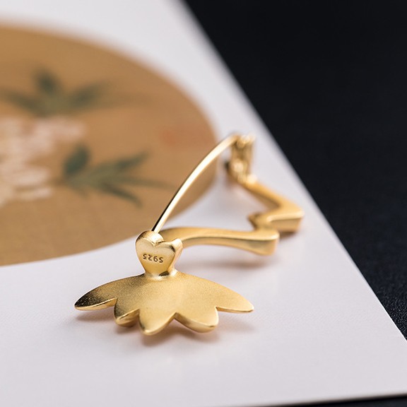 ＜受注制作＞蓮の花のブローチ　はす　シルバー　C008 受注制作＞蓮の花のブローチ はす シルバー C008 シルバー（素材）