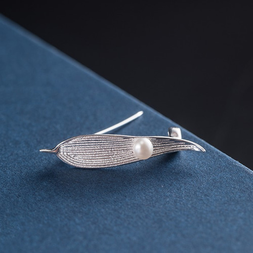 受注制作＞笹の葉のブローチ ささ シルバー C014 ブローチ Vary 通販  