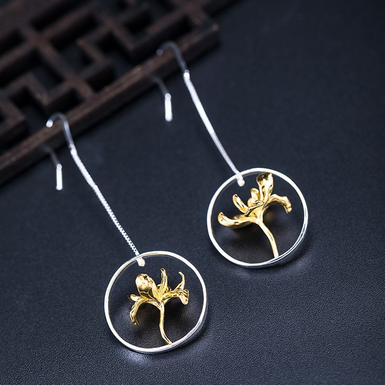 ＜受注制作＞イチハツのピアス かわいい　シルバー　P001