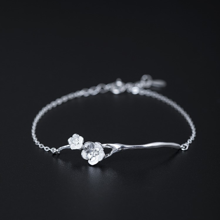 ＜受注制作＞梅のブレスレット　うめ　シルバー　B029