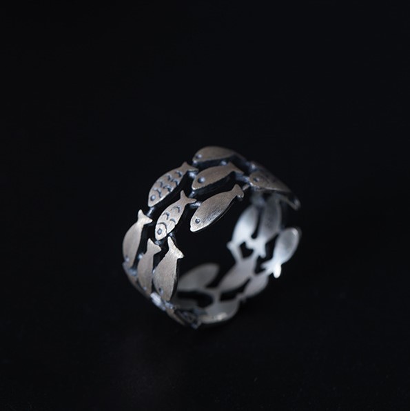 ＜受注制作＞魚のリング　シルバー　プレゼント　R122