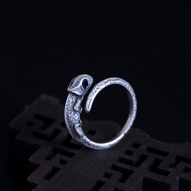 ＜受注制作＞蜥蜴のリング　トカゲ　シルバー　R136