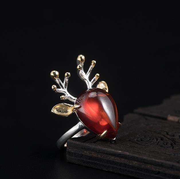 ＜受注制作＞トナカイのリング　ガーネット　自分にご褒美　　R139 12,166円
