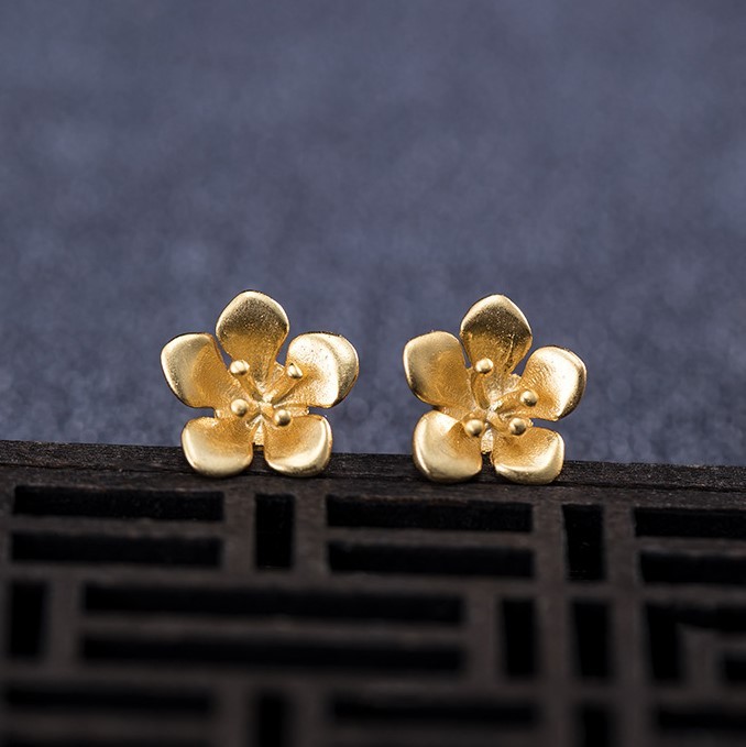 ＜受注制作＞花のピアス　はな　シルバー　P018
