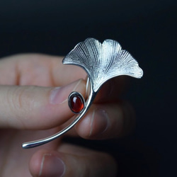 受注制作＞サンカヨウのリング シルバー 水晶 朝露を吸って花びらが