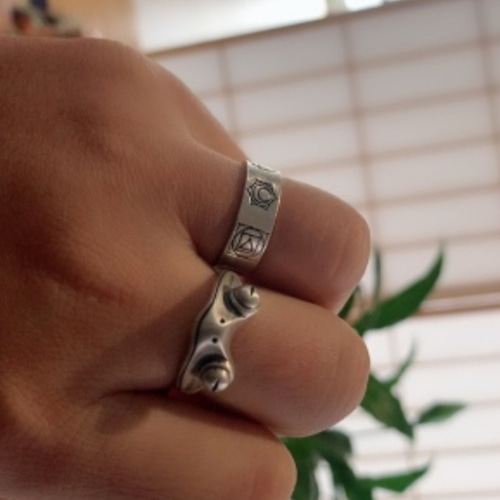 ＜受注制作＞カエルのリング　フリーサイズ　0094 受注制作＞カエルのリング フリーサイズ 0094 | iichi 日々の