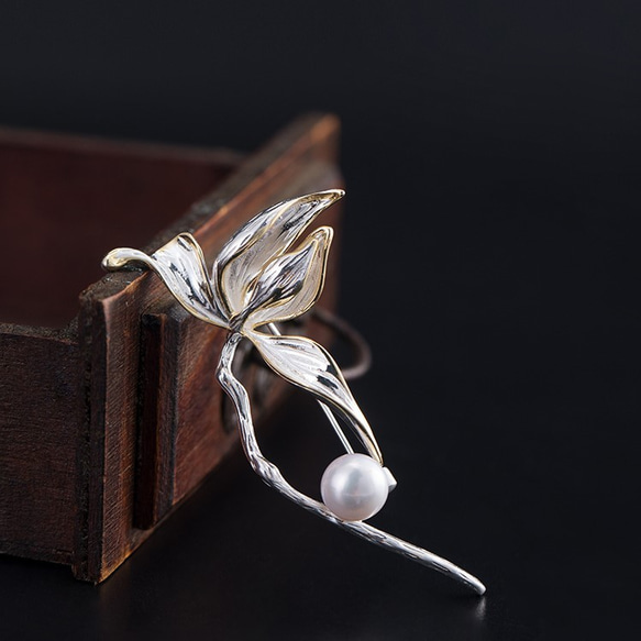 ＜受注制作＞ハクモクレンのブローチ　シルバー　パール　0225 受注制作＞ハクモクレンのブローチ シルバー パール 0225 ブローチ